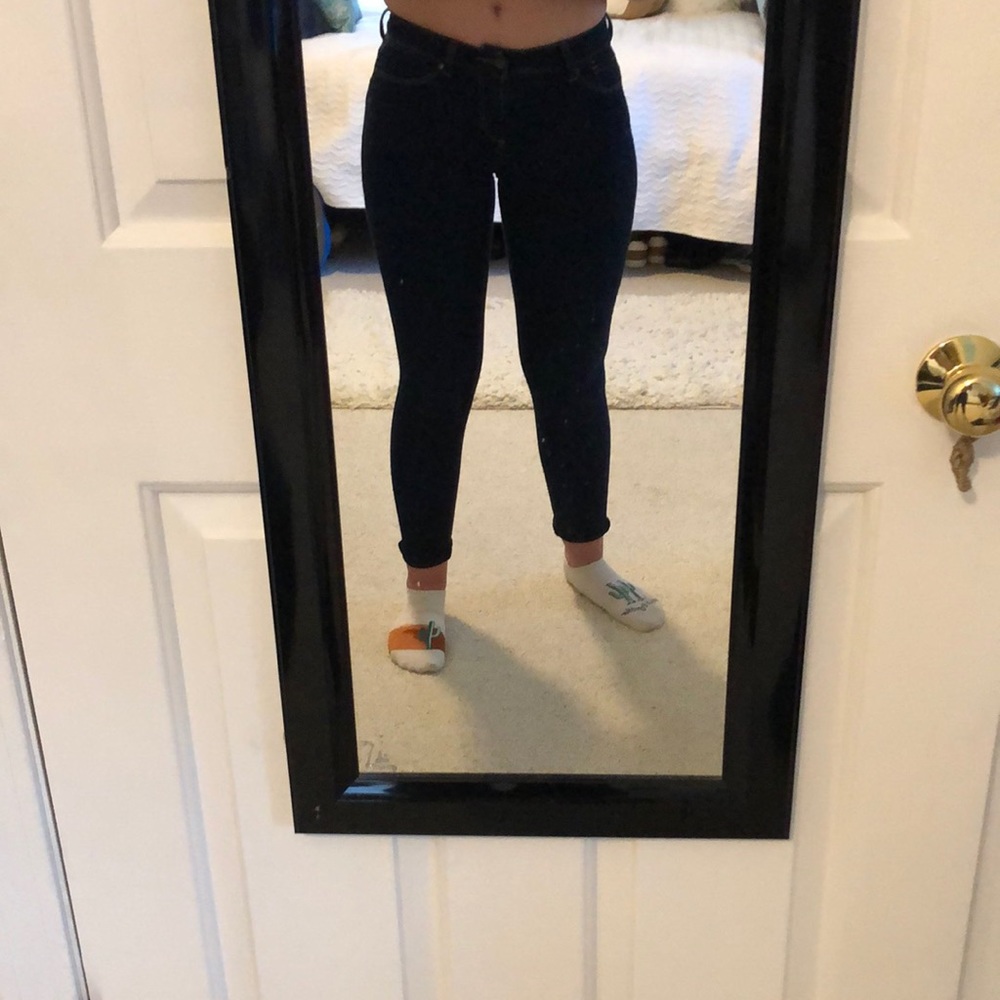 DARK BLUE JEANS